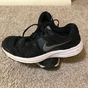 Men’s Nike Shoes Size 11
